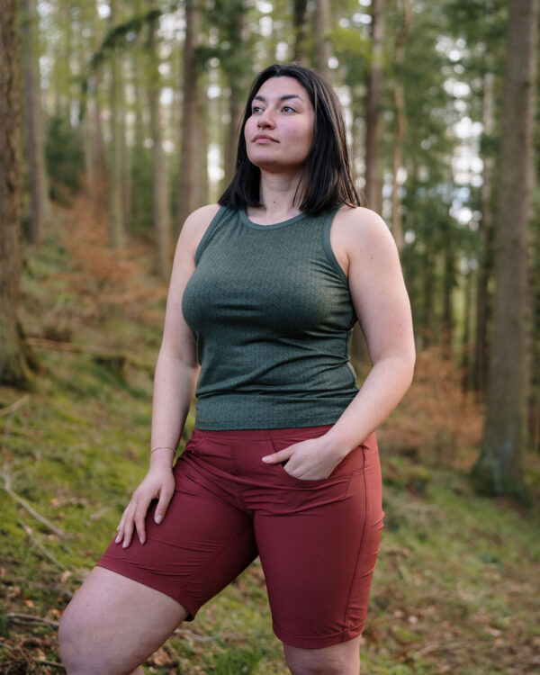 FINDRA Clothing FINDRA  Alys Merino-Lite Printed Vest Top Size XXL Thyme